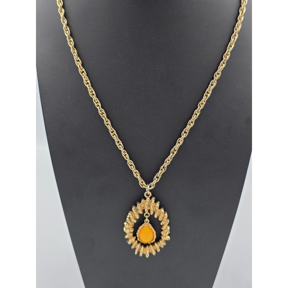 Vintage Sarah Coventry Gold Tone Textured Sunburst Orange Tear Drop Necklace